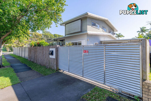 53 Imperial Parade LABRADOR QLD 4215