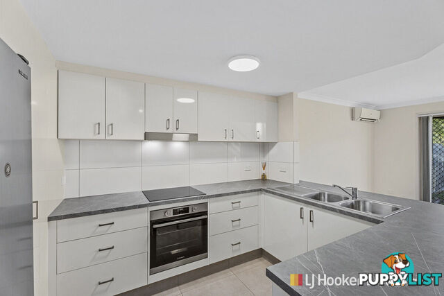 10/75 Brown Street LABRADOR QLD 4215