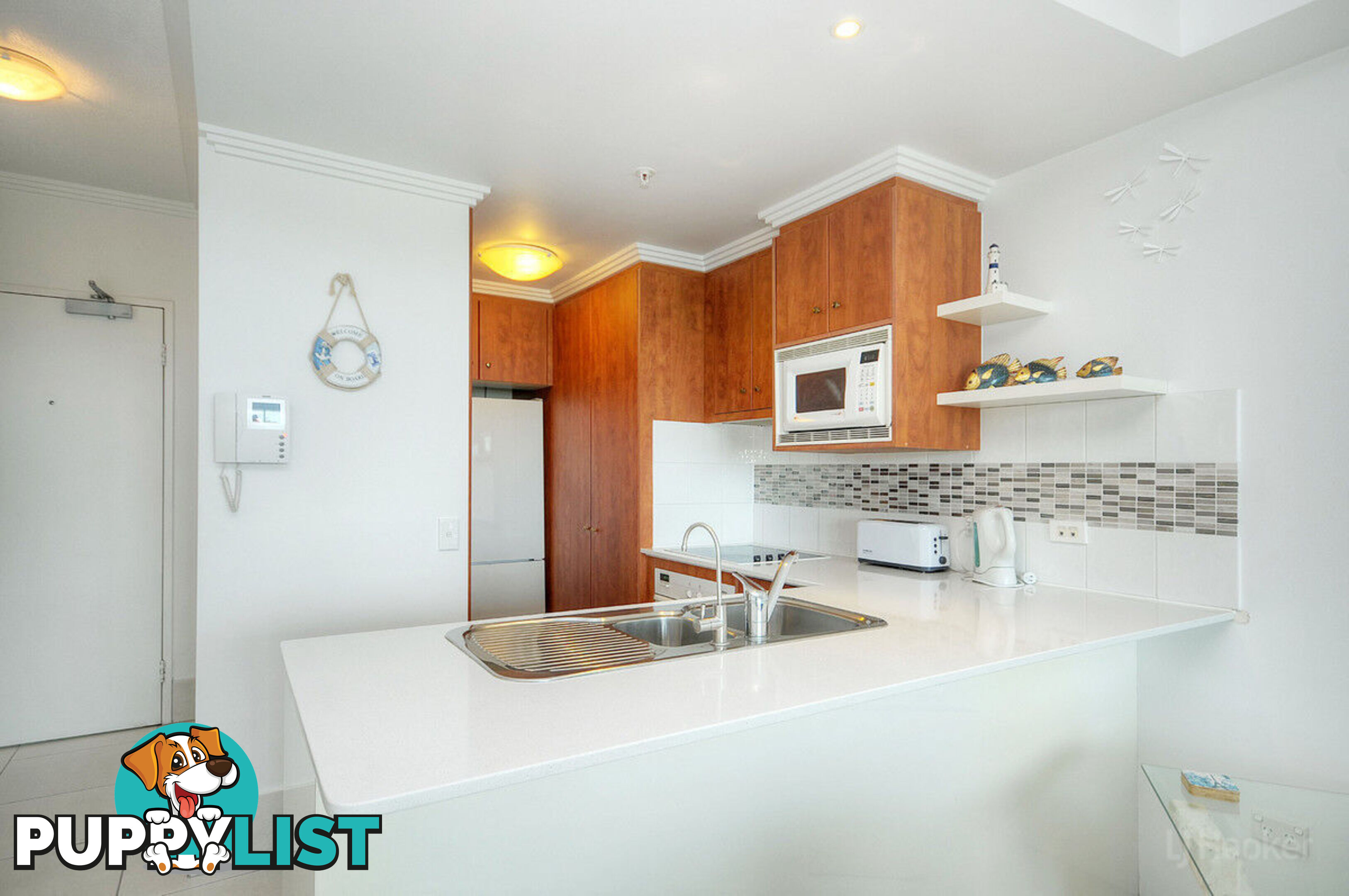 306/182 Marine Parade LABRADOR QLD 4215