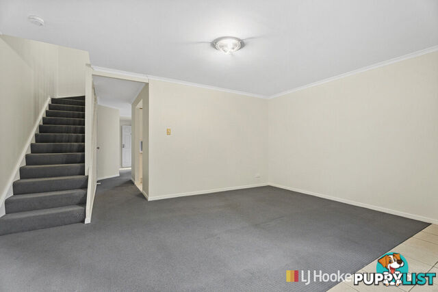 2/79 Government Road LABRADOR QLD 4215