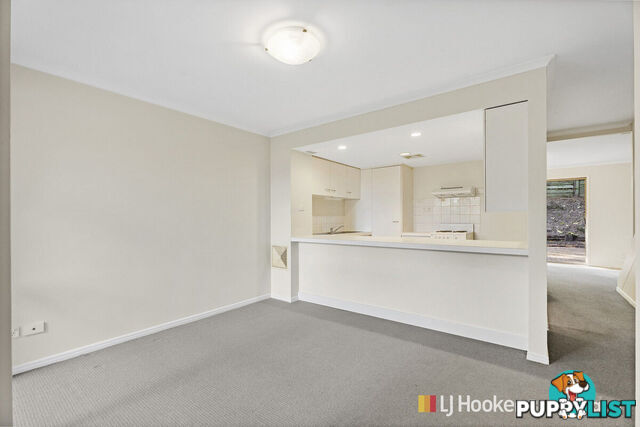 2/79 Government Road LABRADOR QLD 4215