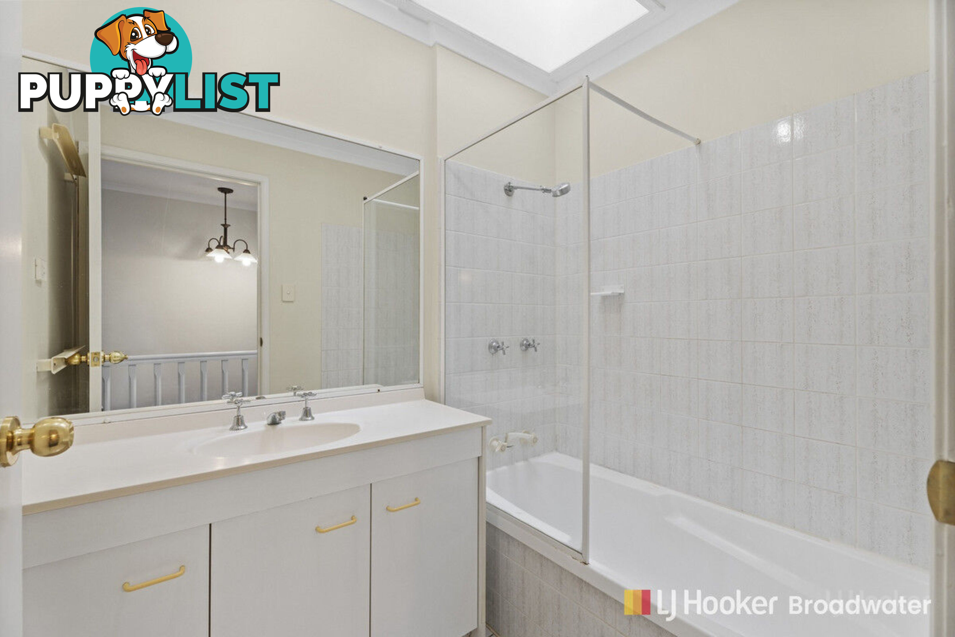 2/79 Government Road LABRADOR QLD 4215