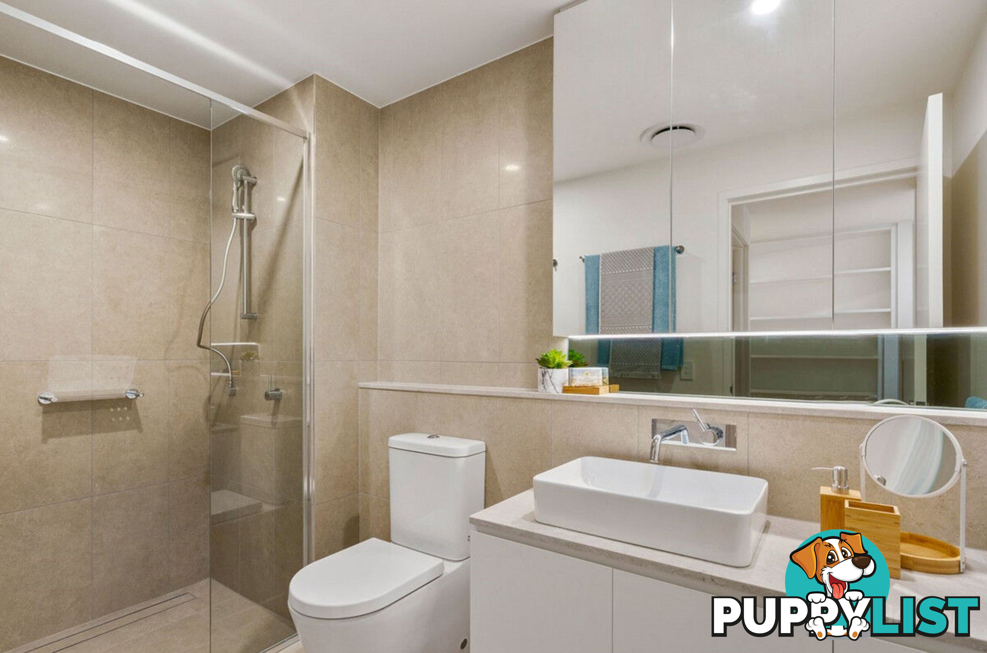 403/110 Frank Street LABRADOR QLD 4215