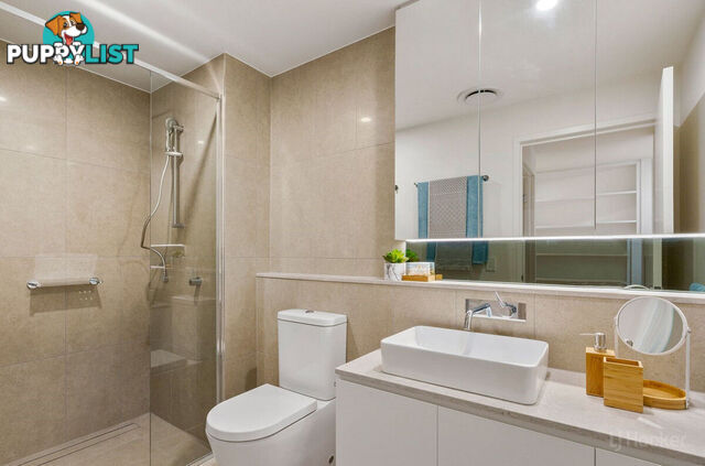 403/110 Frank Street LABRADOR QLD 4215