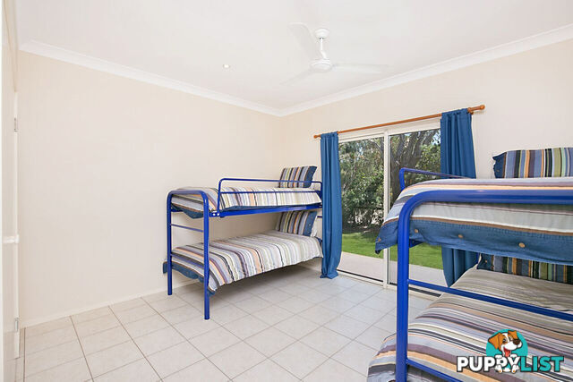 9 Doeblin Drive SOUTH STRADBROKE QLD 4216