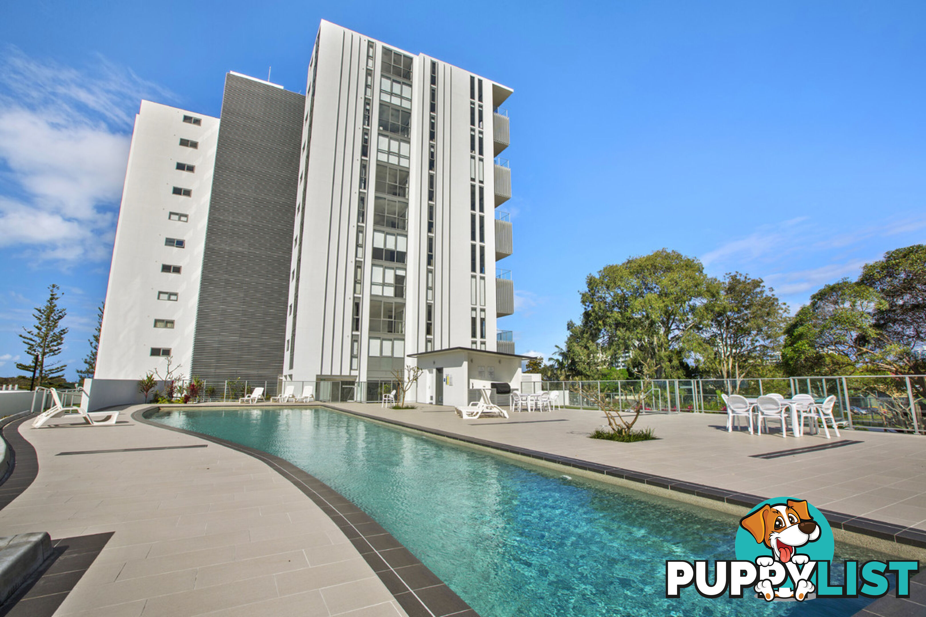 706/386 Marine Parade LABRADOR QLD 4215