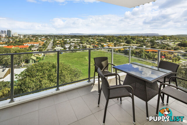 706/386 Marine Parade LABRADOR QLD 4215