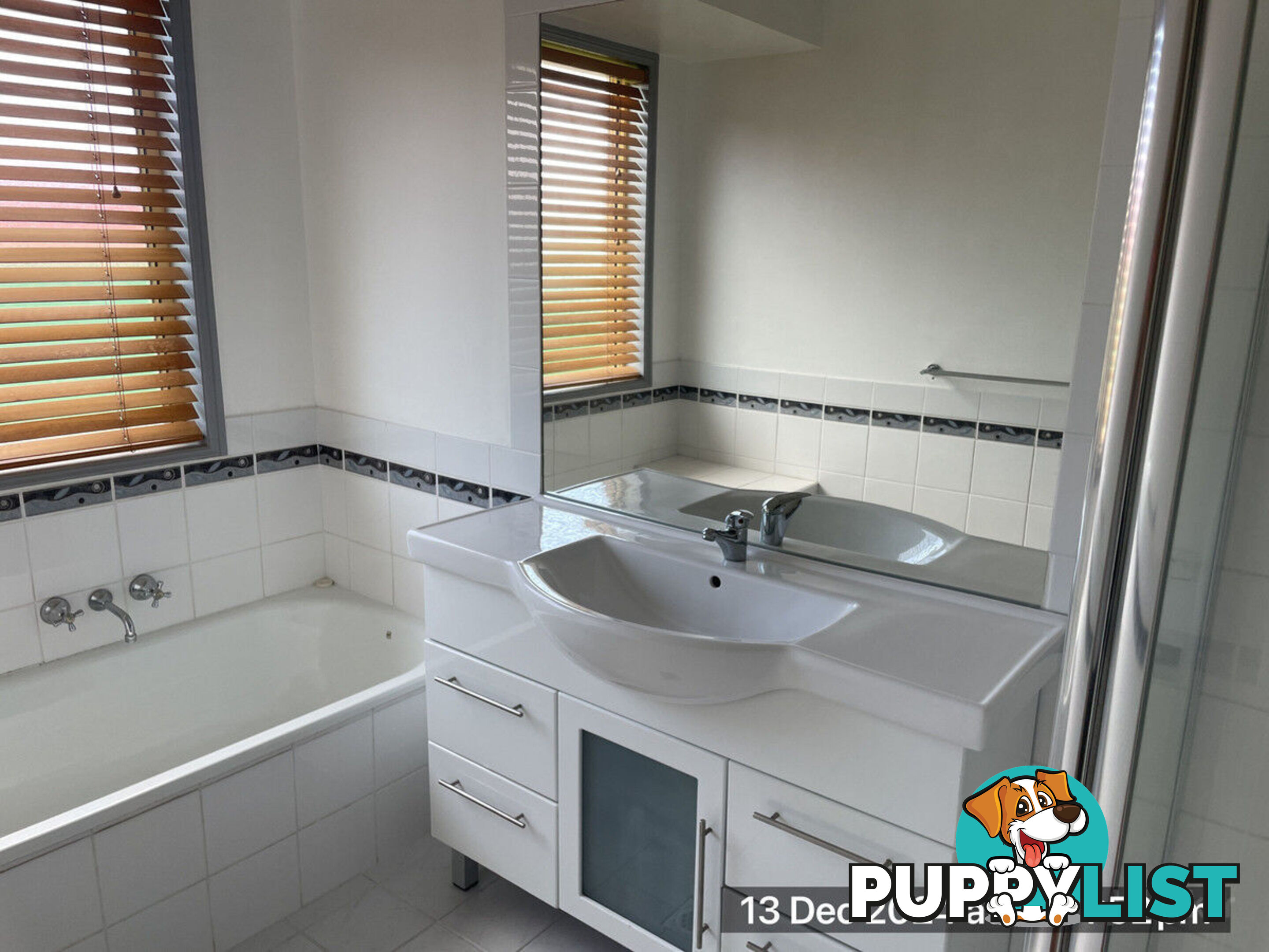 32 Daintree Drive PARKWOOD QLD 4214