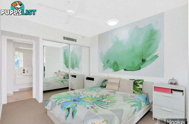 706/17 Bath Street LABRADOR QLD 4215