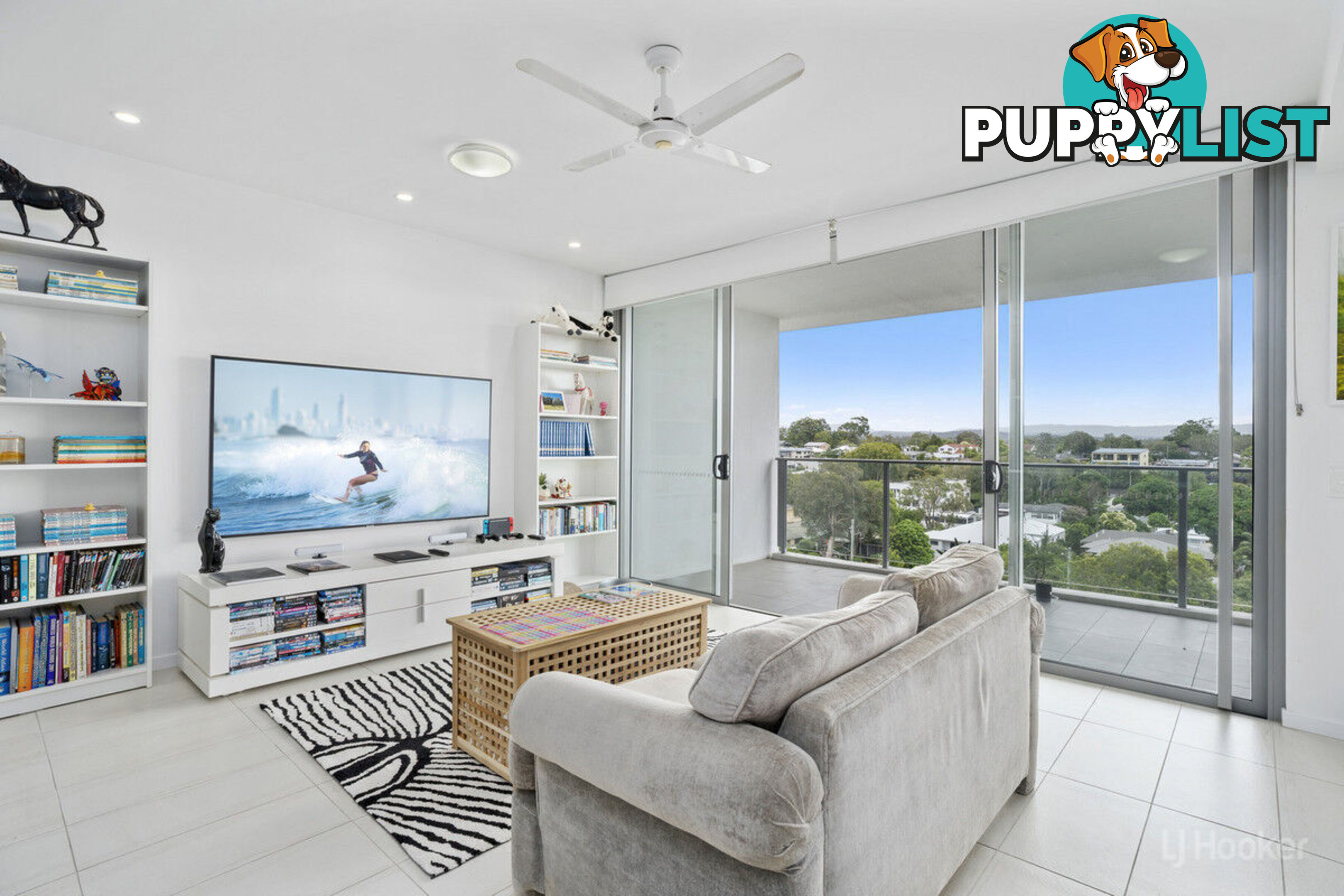 706/17 Bath Street LABRADOR QLD 4215