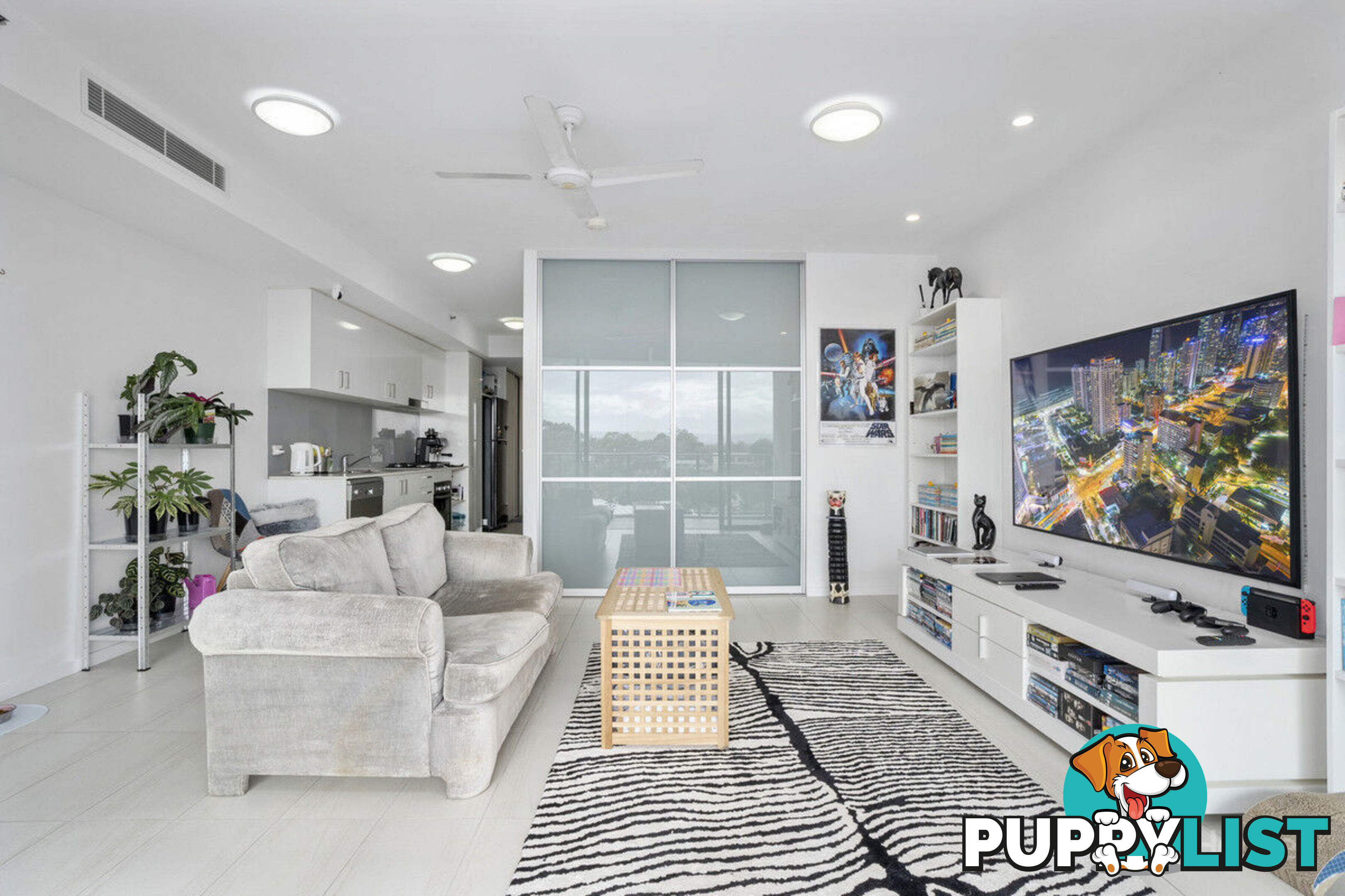 706/17 Bath Street LABRADOR QLD 4215
