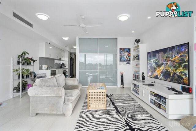 706/17 Bath Street LABRADOR QLD 4215