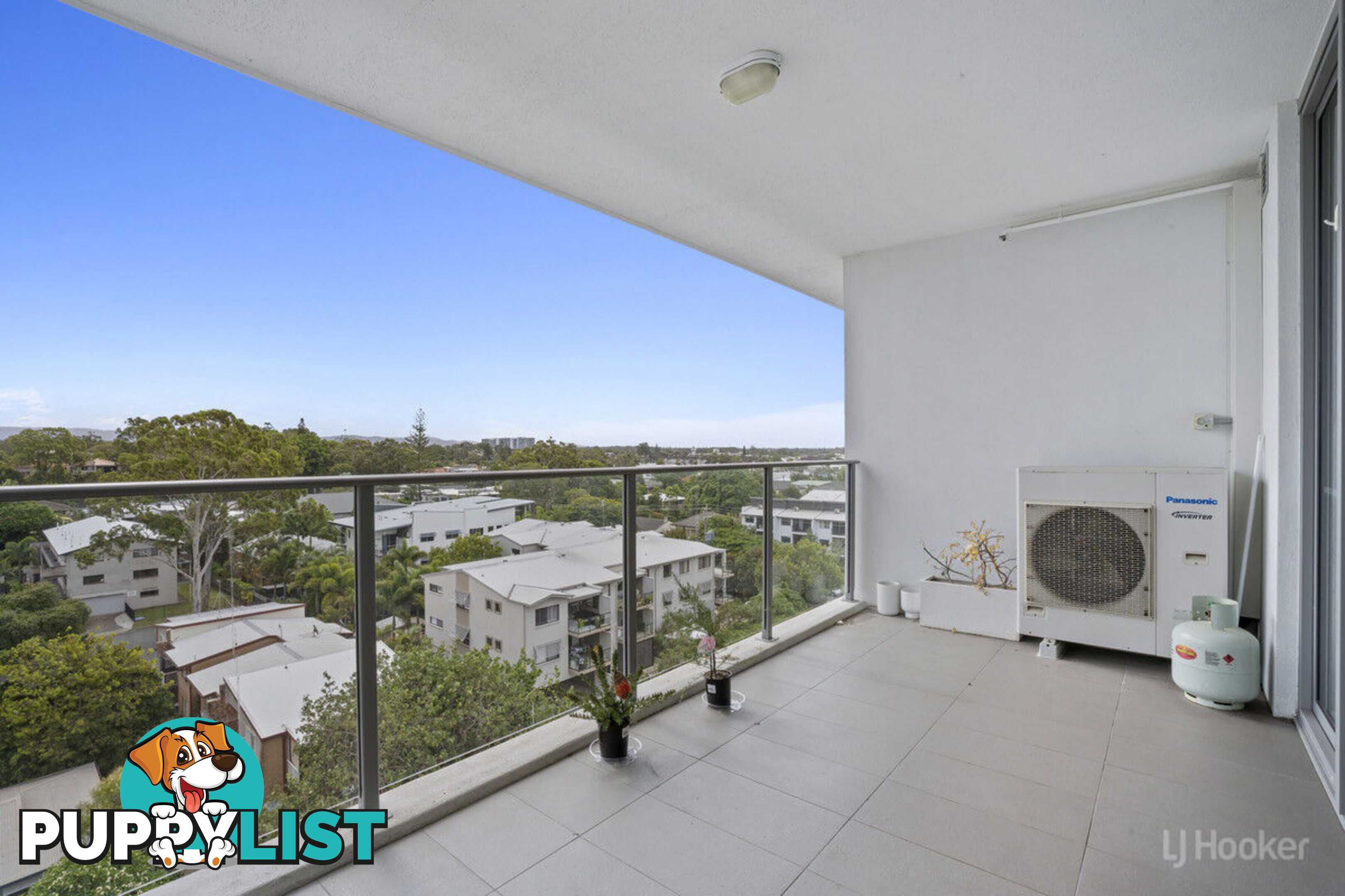 706/17 Bath Street LABRADOR QLD 4215