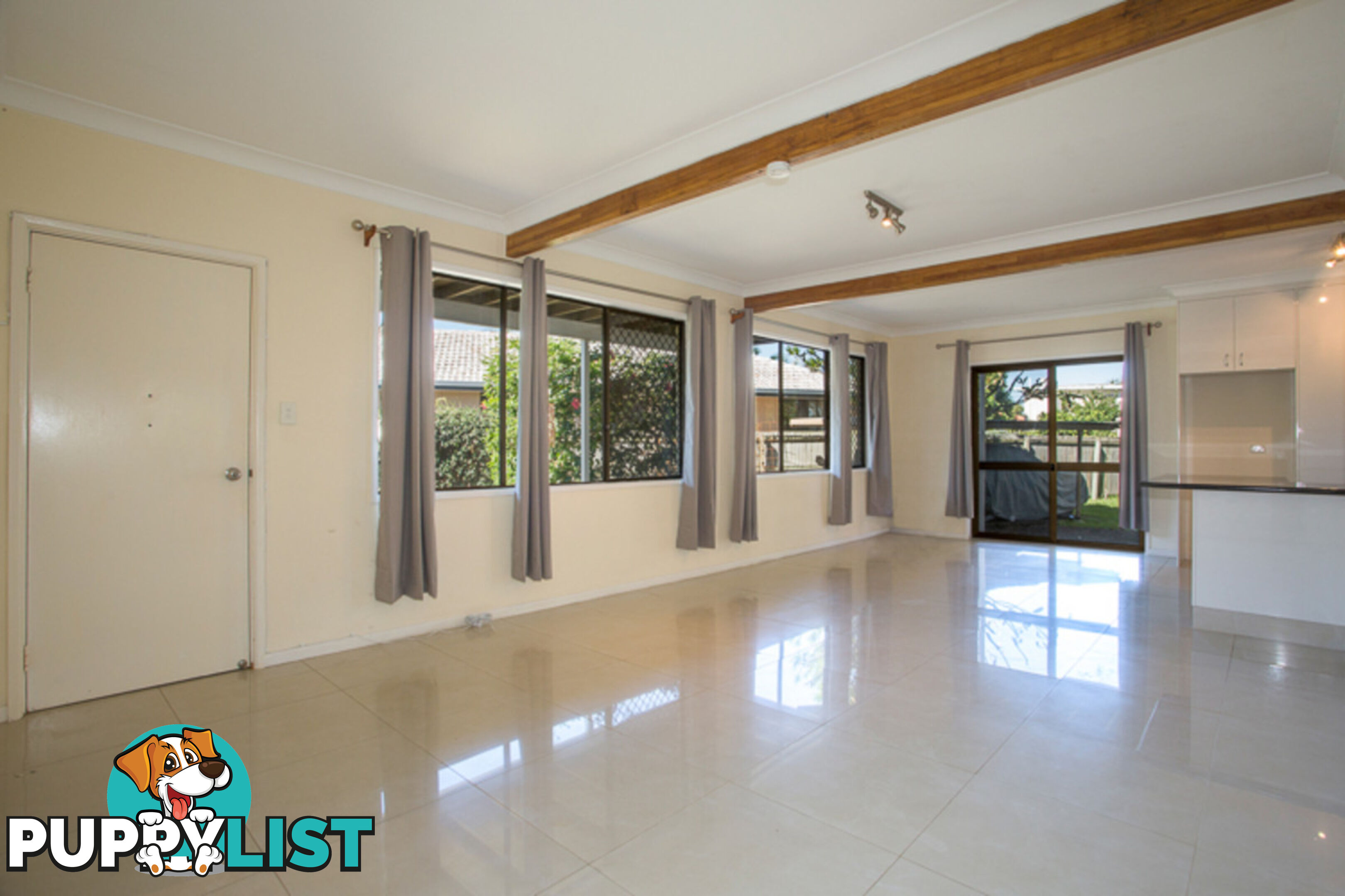 62 Victor Avenue PARADISE POINT QLD 4216