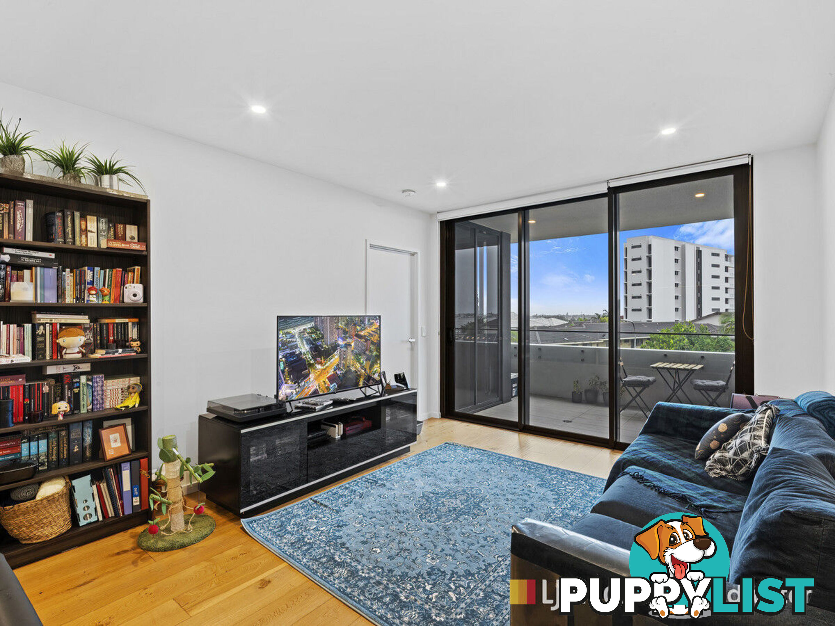 405/110 Frank Street LABRADOR QLD 4215