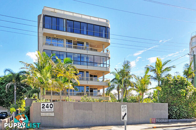 4/240 Marine Parade LABRADOR QLD 4215