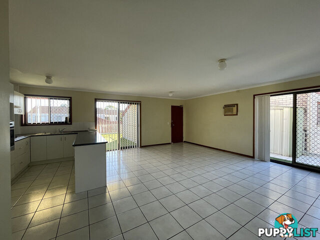 10/3 Ahern Street LABRADOR QLD 4215