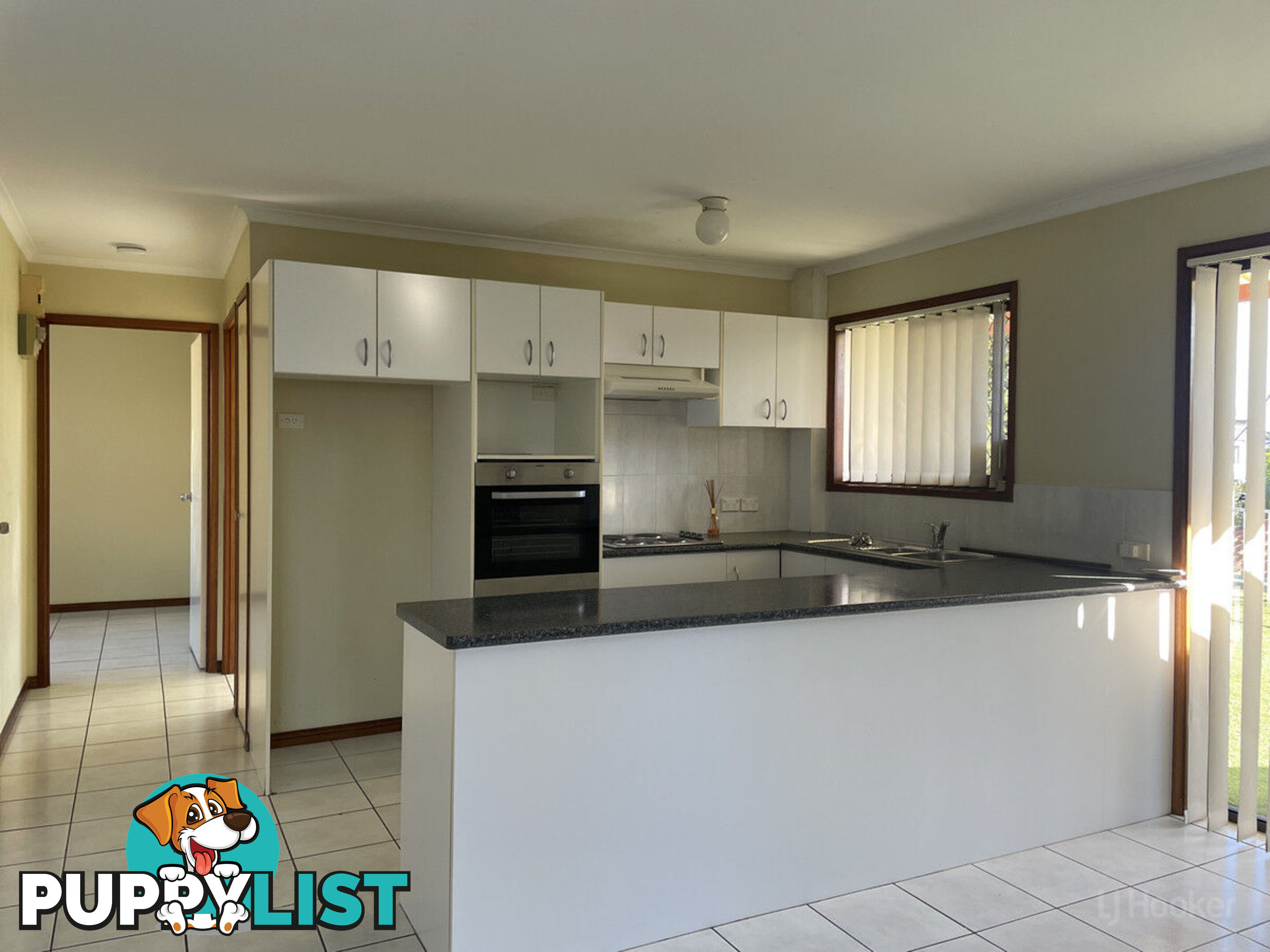 10/3 Ahern Street LABRADOR QLD 4215
