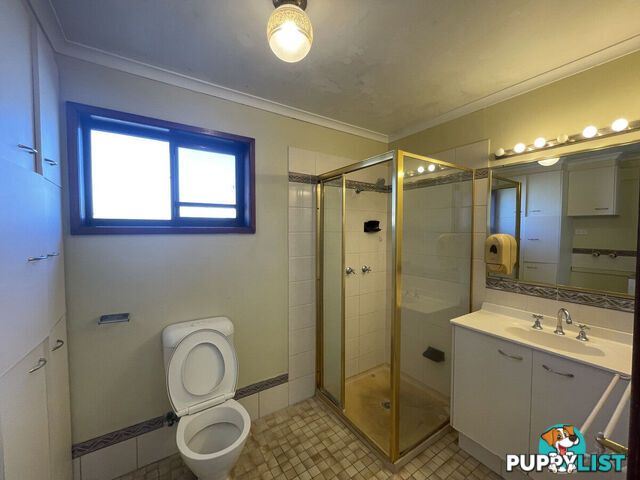 10/3 Ahern Street LABRADOR QLD 4215