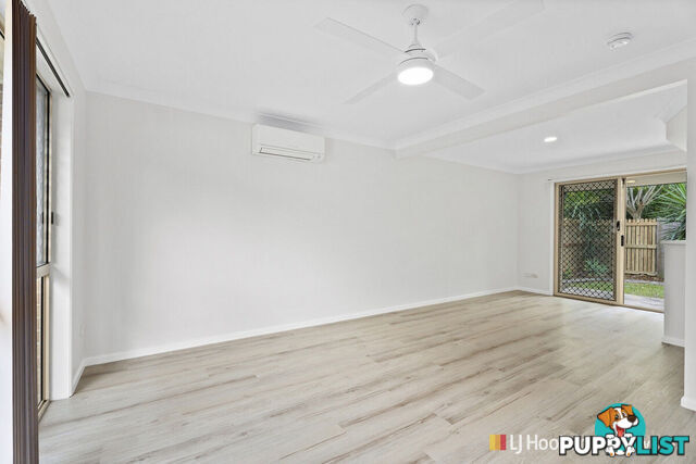 73/75 Brown Street LABRADOR QLD 4215