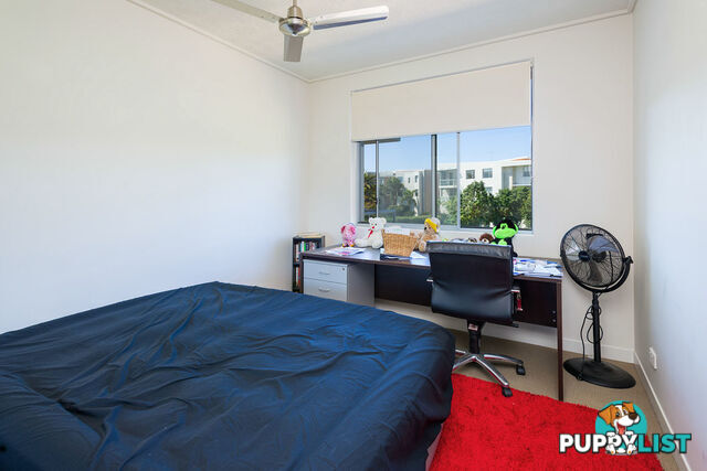 823/64-68 Sickle Avenue HOPE ISLAND QLD 4212