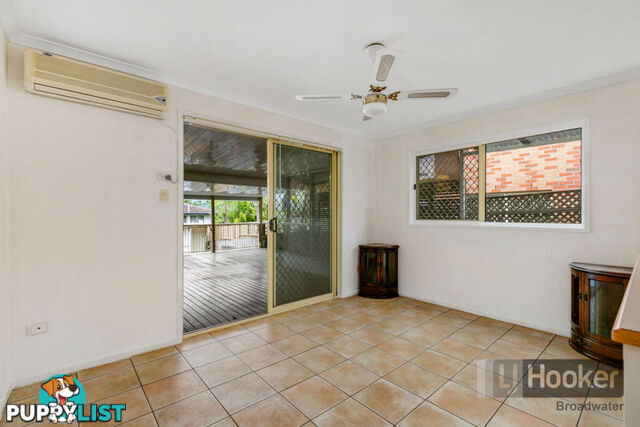 2/122 Johnston Street SOUTHPORT QLD 4215