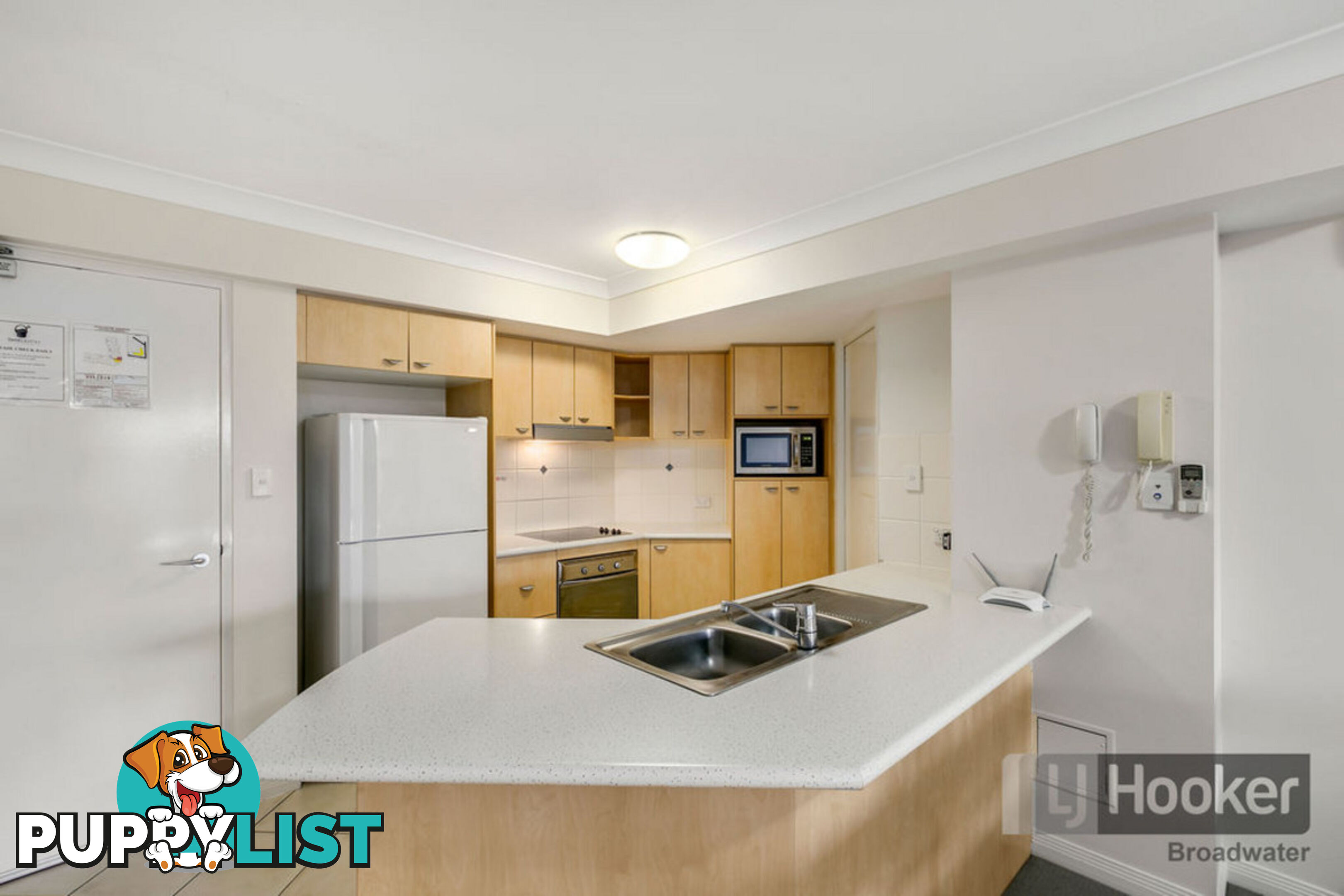 225/392 Marine Parade LABRADOR QLD 4215