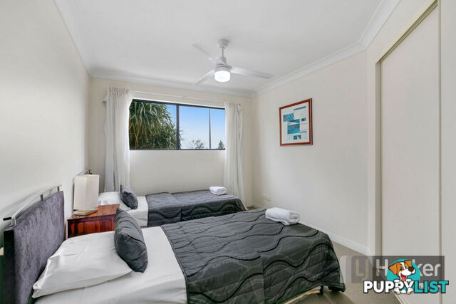 225/392 Marine Parade LABRADOR QLD 4215