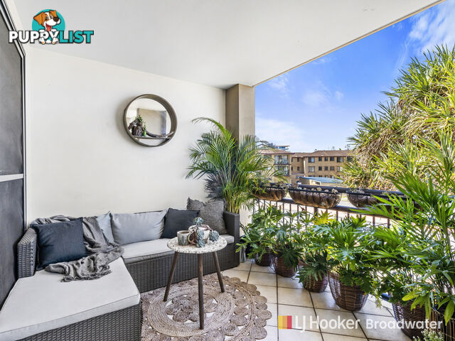 213/392 Marine Parade LABRADOR QLD 4215