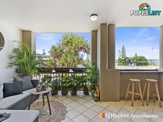 213/392 Marine Parade LABRADOR QLD 4215