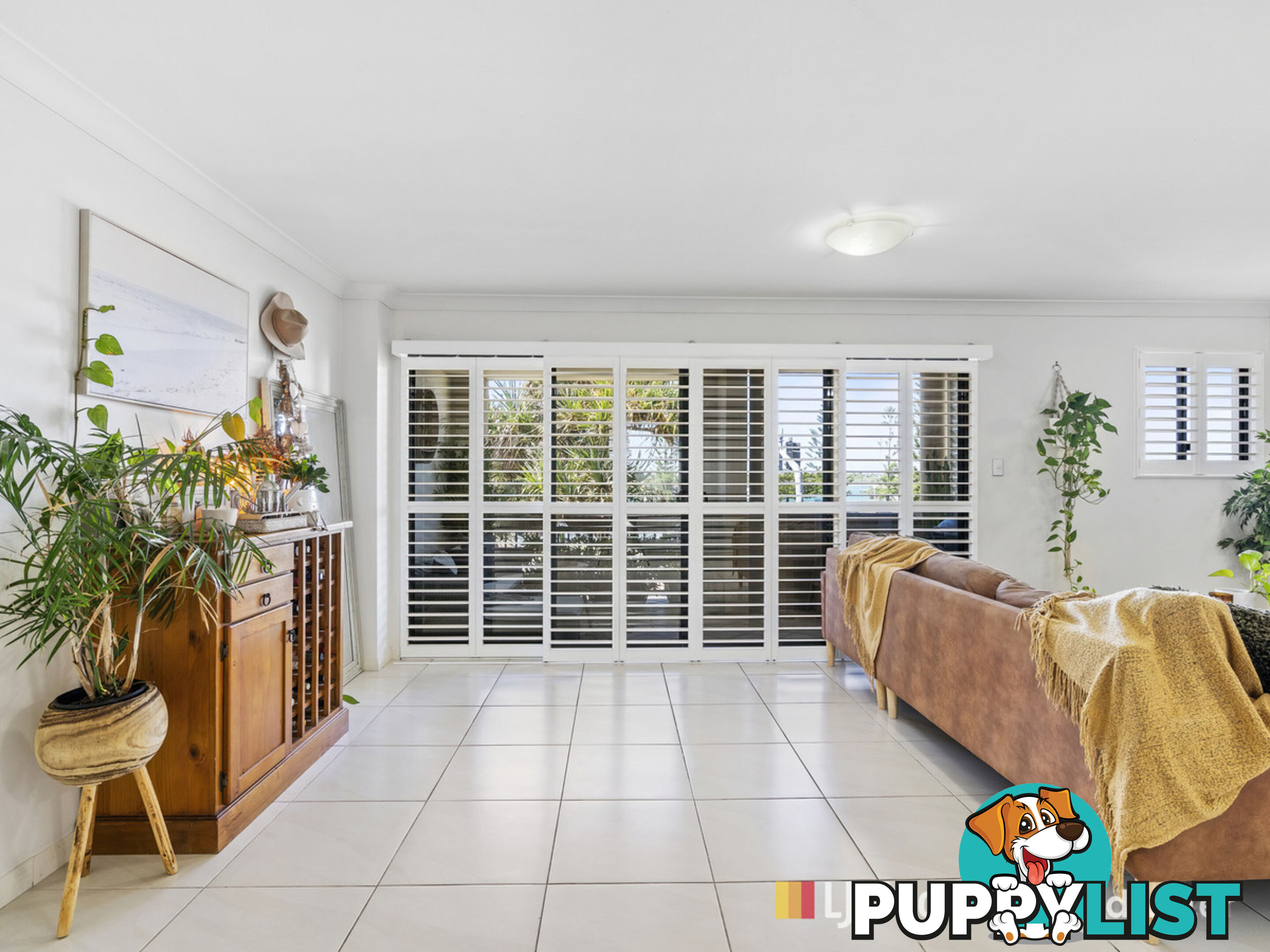 213/392 Marine Parade LABRADOR QLD 4215