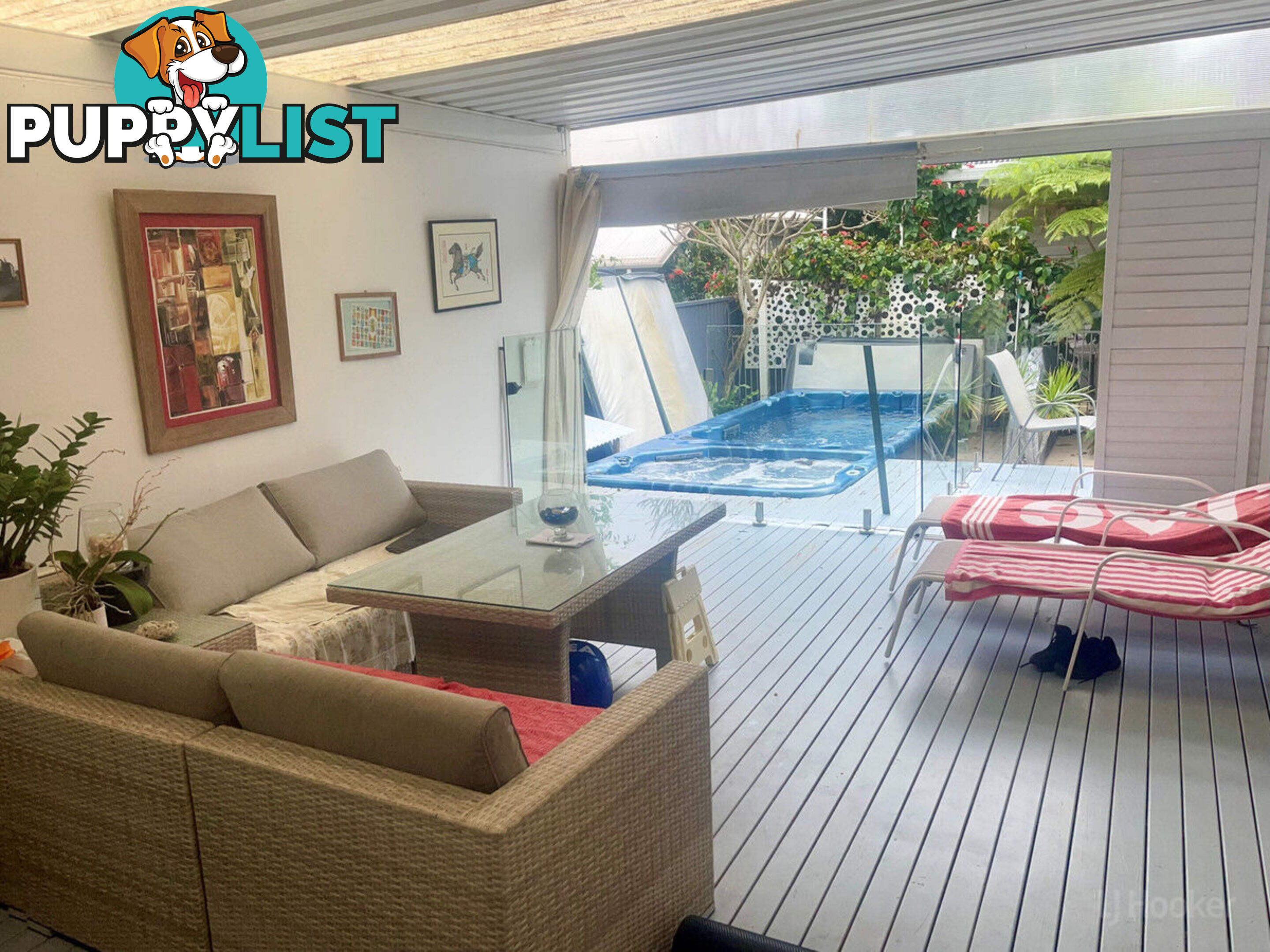 28a Robert Street LABRADOR QLD 4215