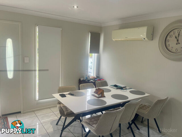 28a Robert Street LABRADOR QLD 4215