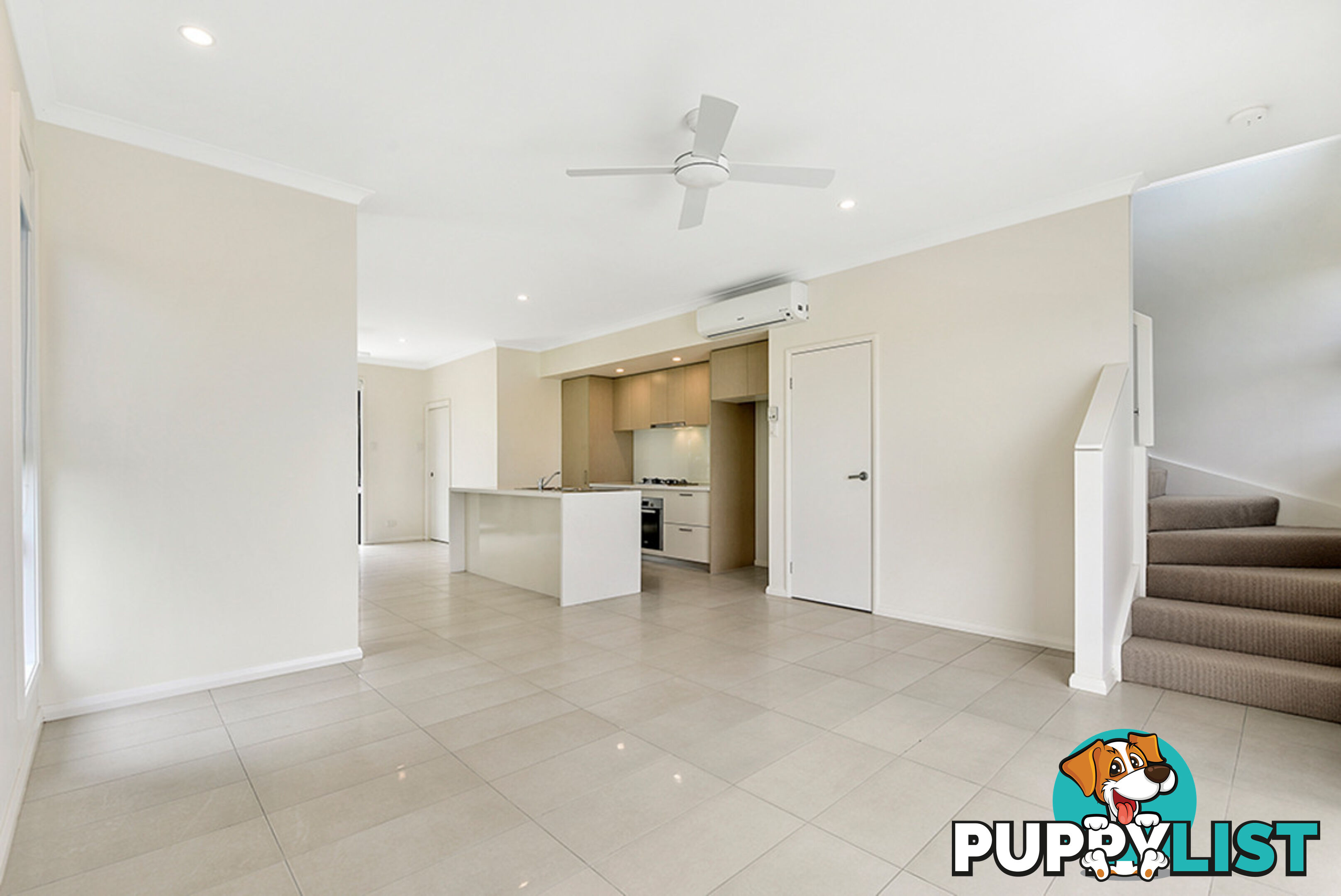 20 Regent Lane HOPE ISLAND QLD 4212