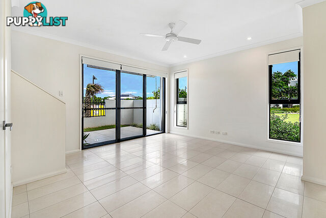 20 Regent Lane HOPE ISLAND QLD 4212