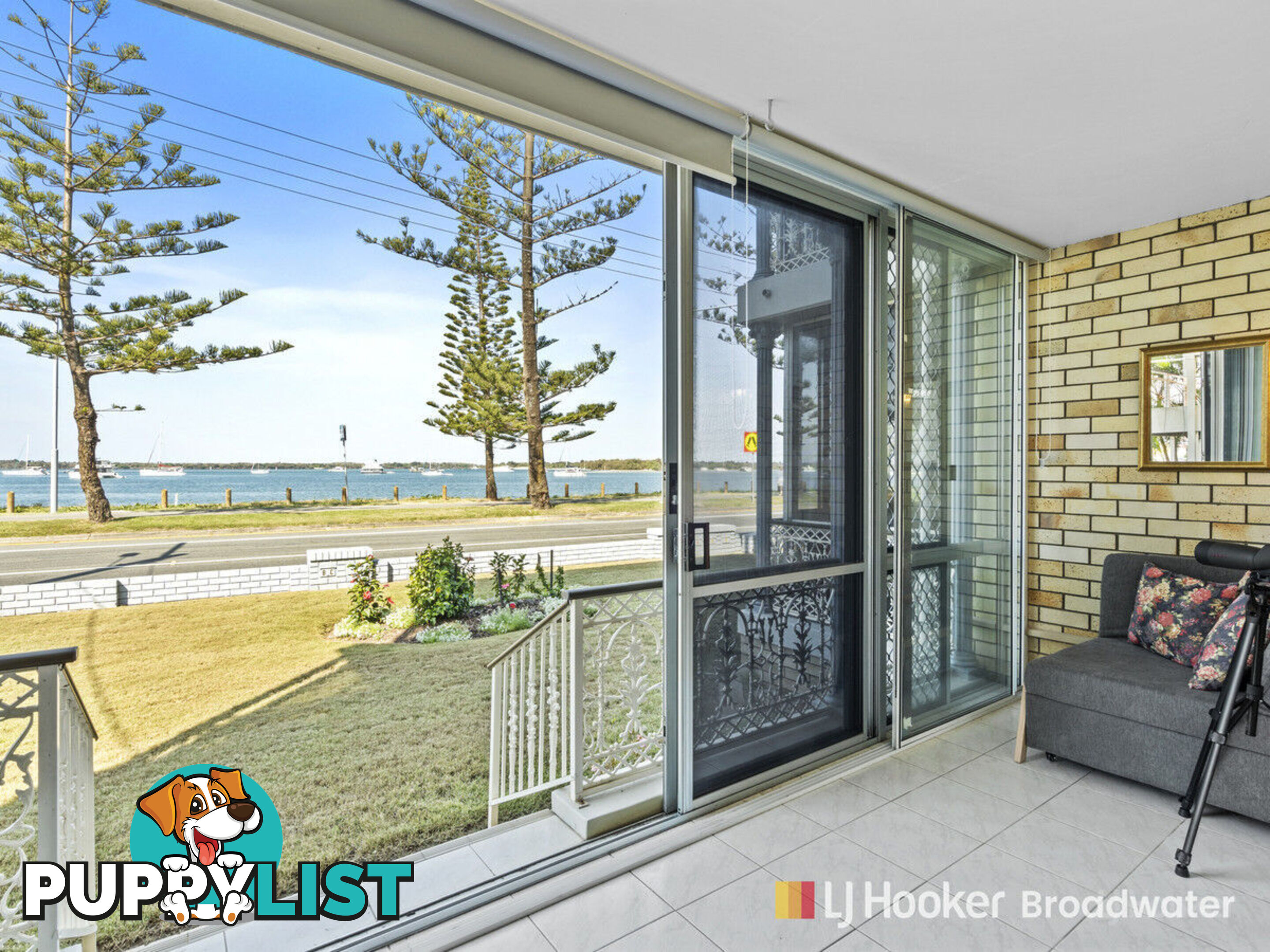 2/526 Marine Parade BIGGERA WATERS QLD 4216