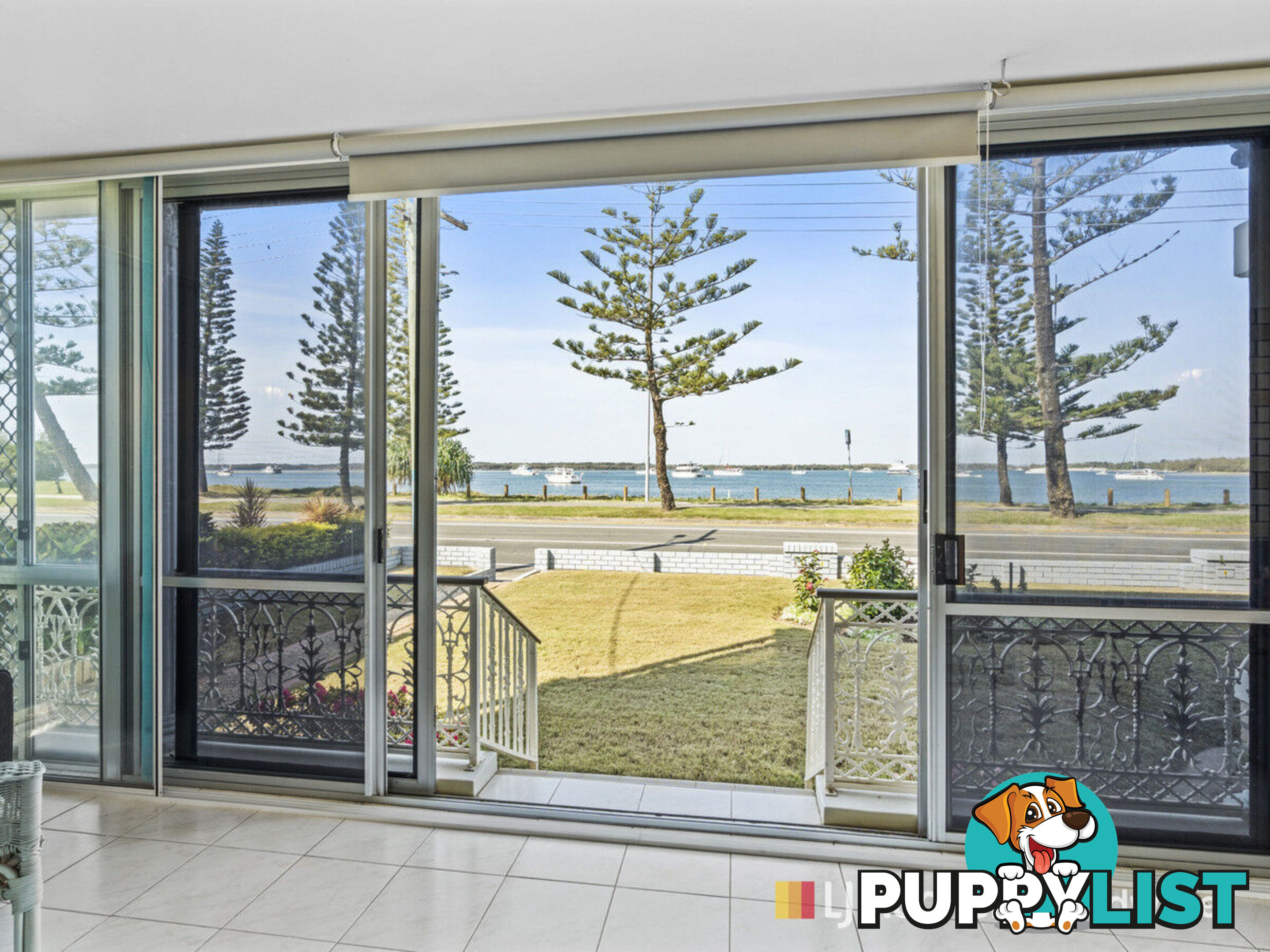 2/526 Marine Parade BIGGERA WATERS QLD 4216