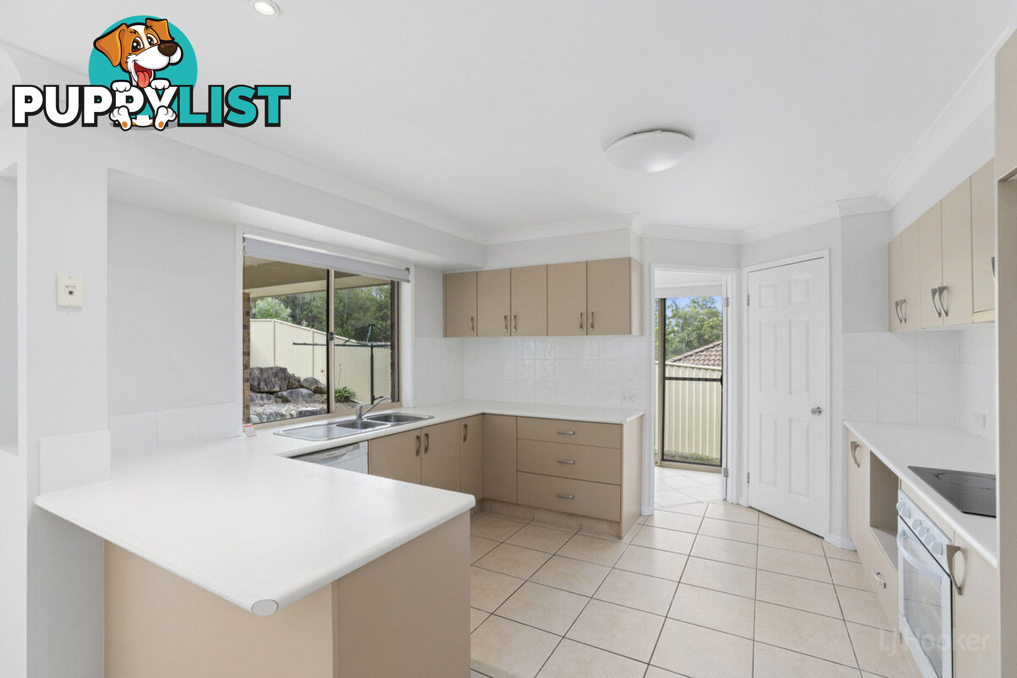 12 Southern Lights Drive PIMPAMA QLD 4209