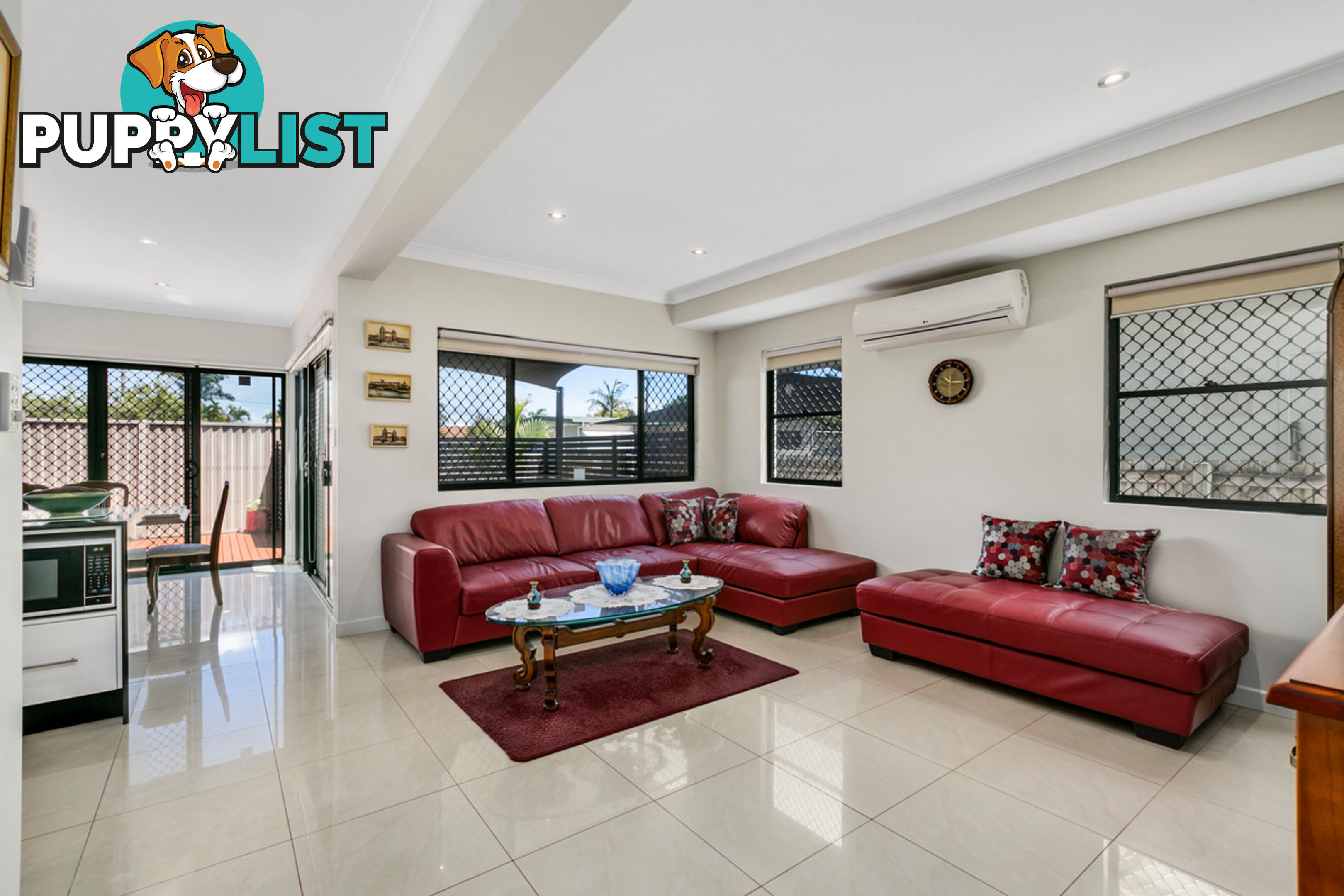 2/40 Bayview Street RUNAWAY BAY QLD 4216