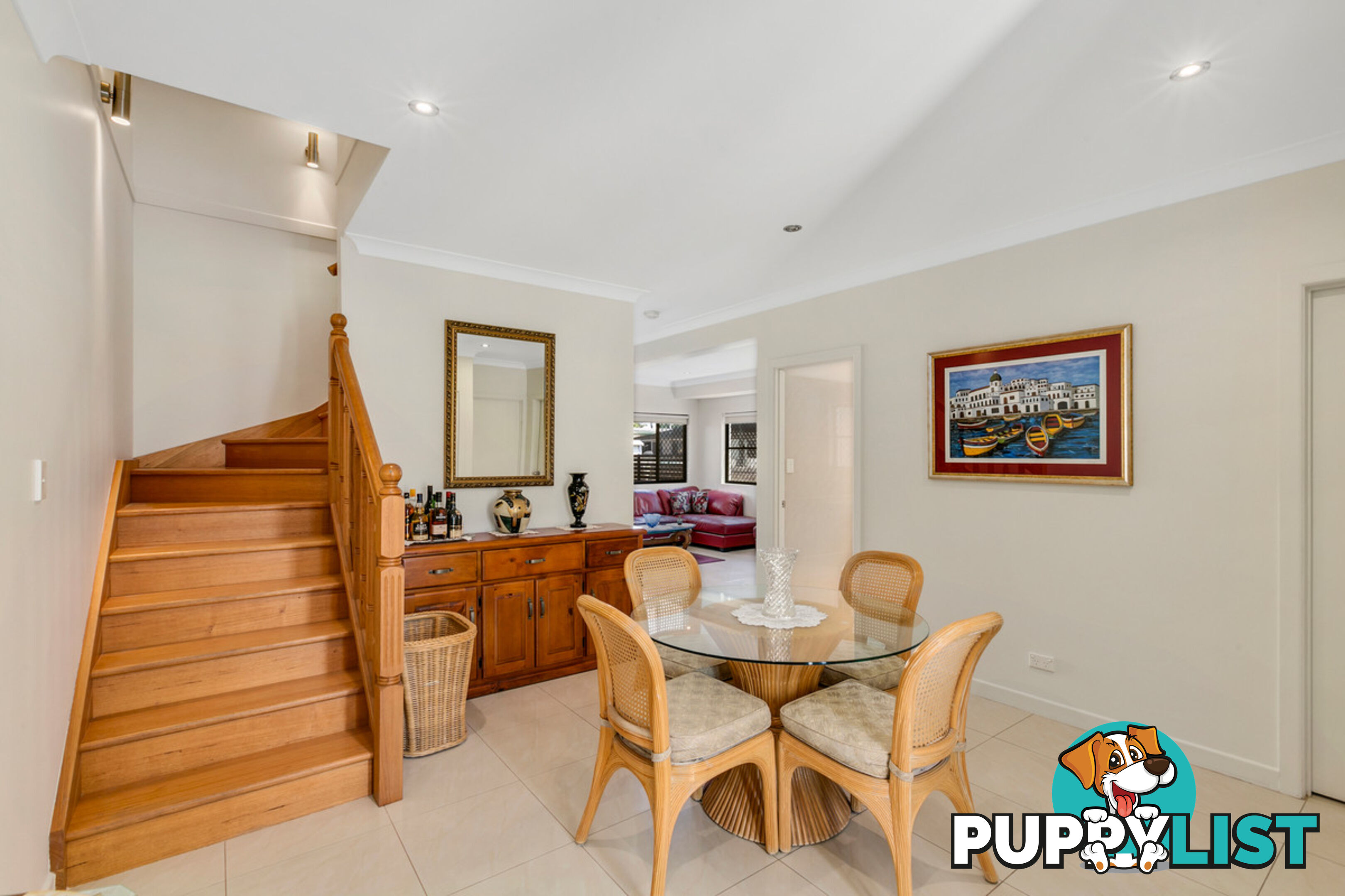 2/40 Bayview Street RUNAWAY BAY QLD 4216