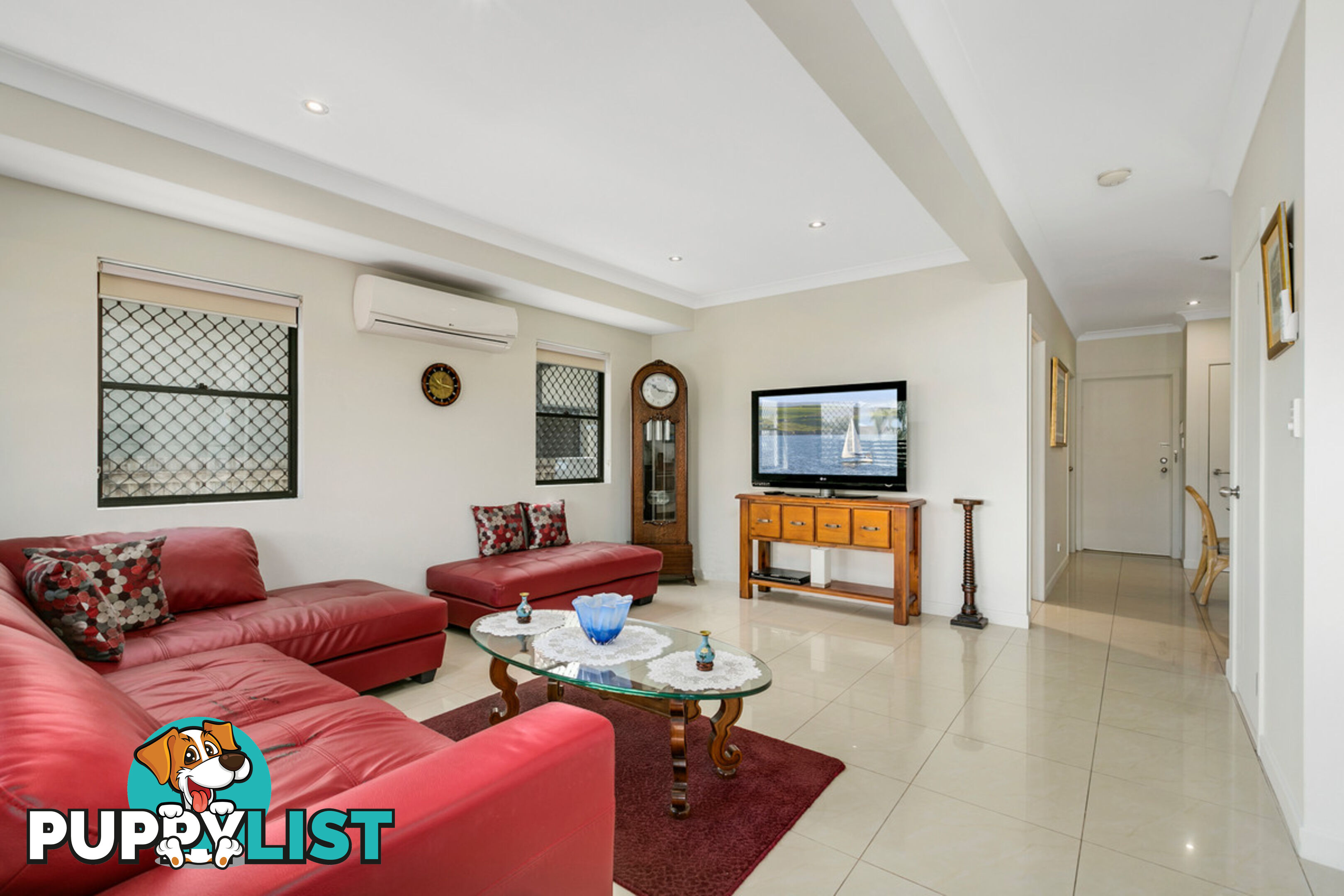 2/40 Bayview Street RUNAWAY BAY QLD 4216