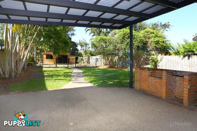 11 Nevenia Street LABRADOR QLD 4215