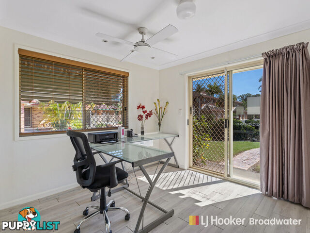 1/2 Brown Street LABRADOR QLD 4215