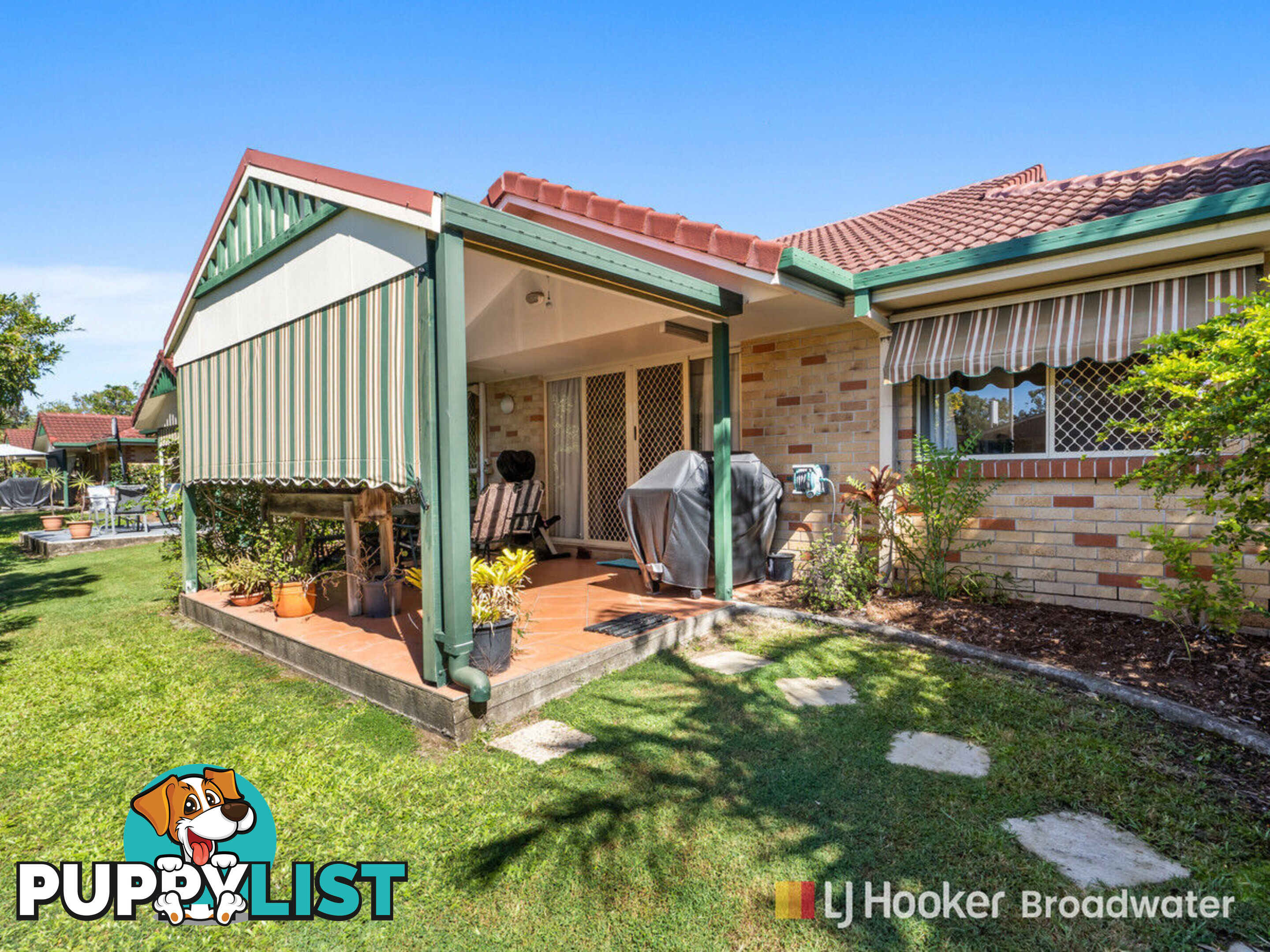 1/2 Brown Street LABRADOR QLD 4215