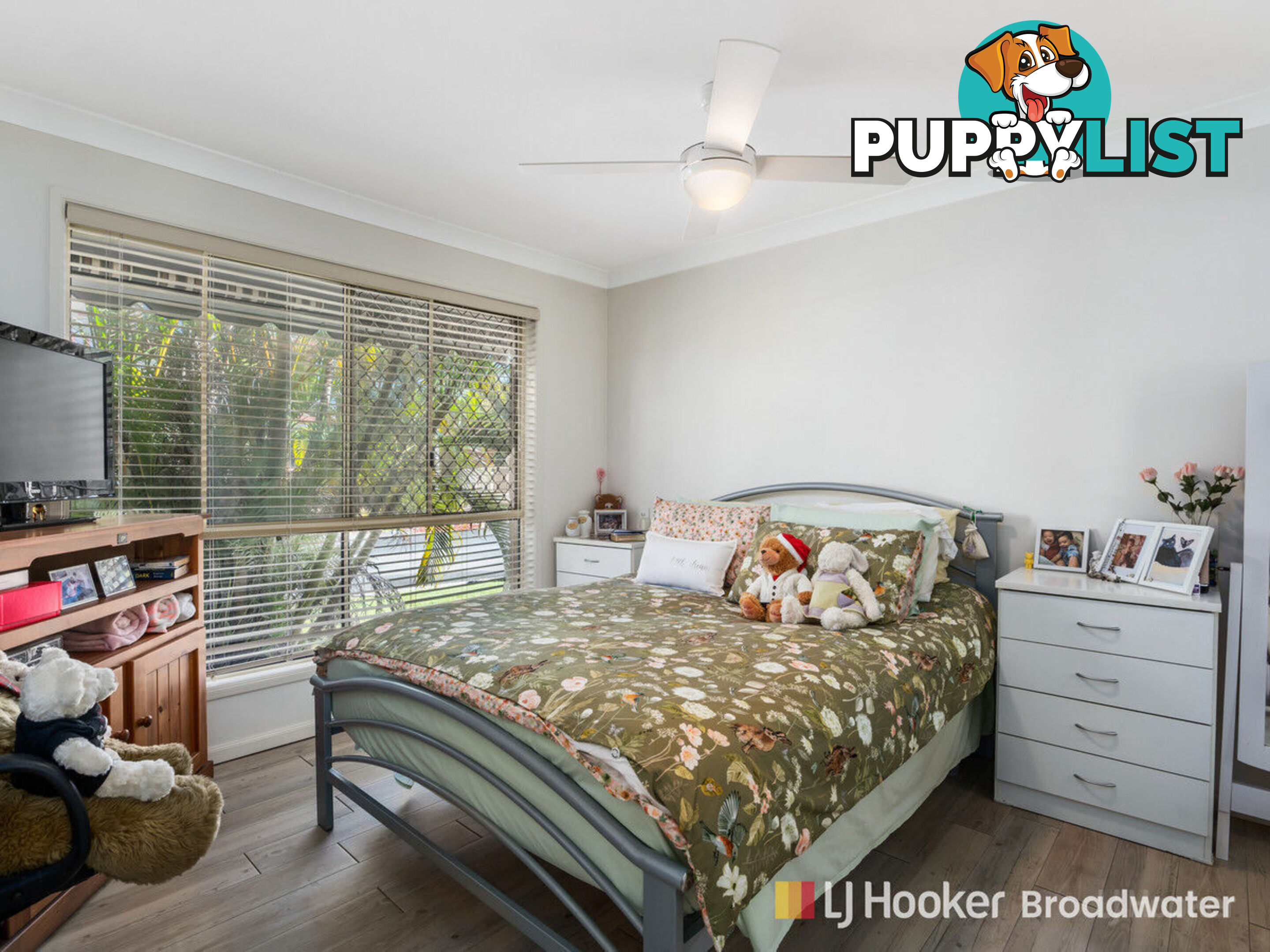 1/2 Brown Street LABRADOR QLD 4215