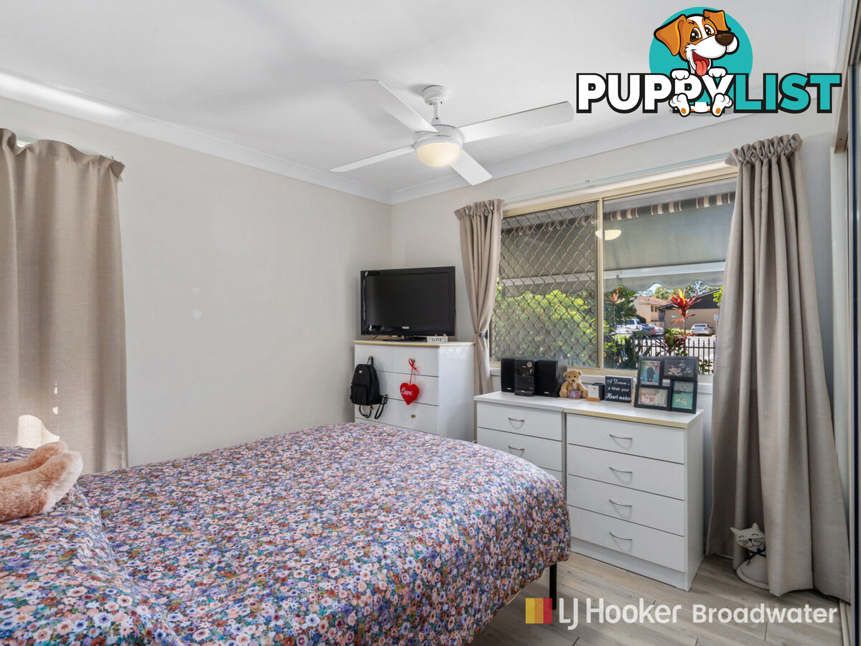 1/2 Brown Street LABRADOR QLD 4215