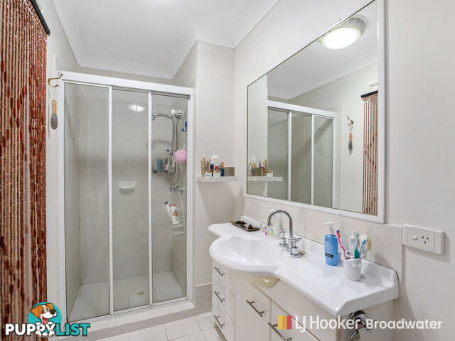 1/2 Brown Street LABRADOR QLD 4215