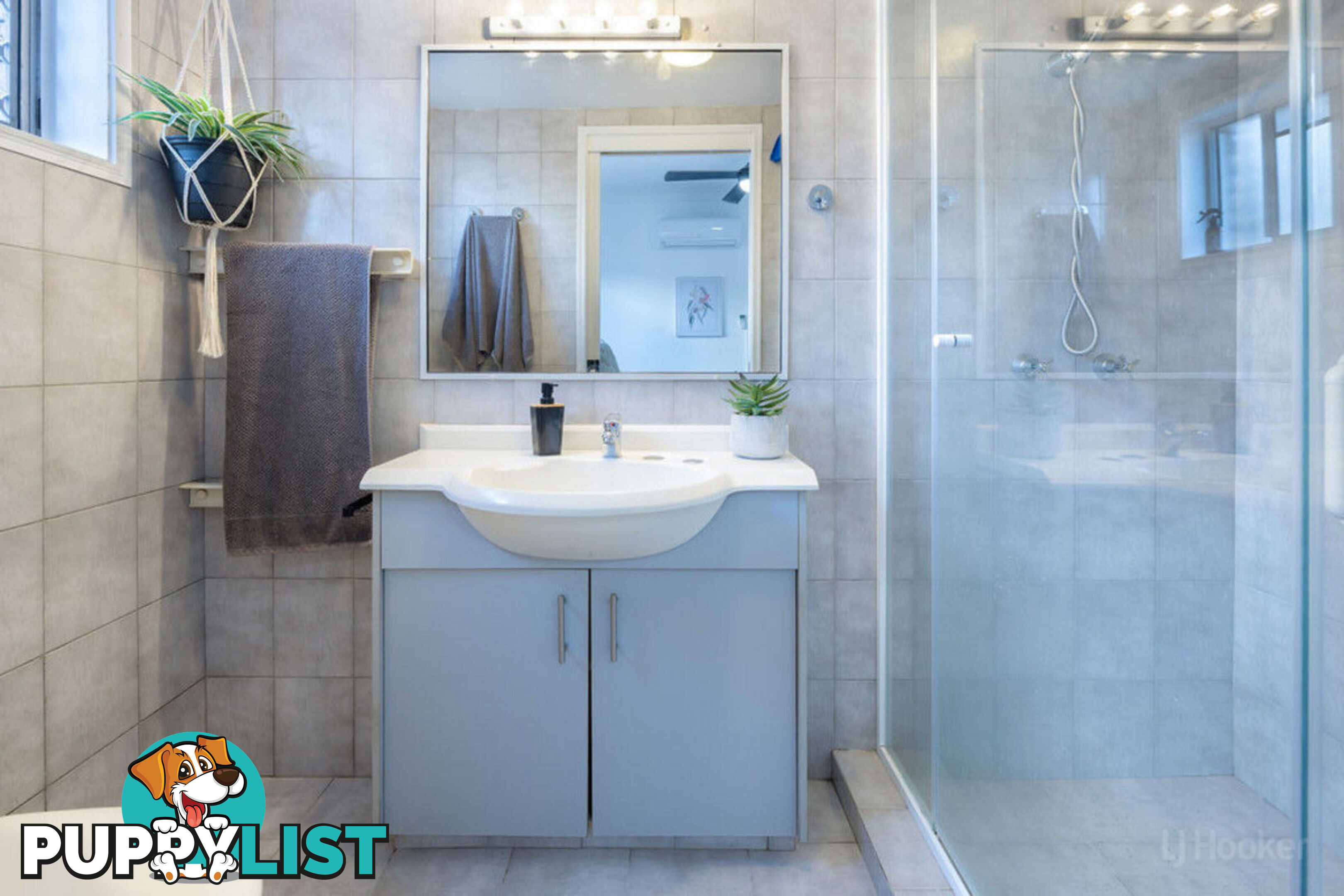 1/23 Brighton Street BIGGERA WATERS QLD 4216