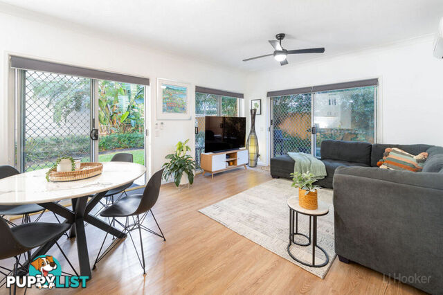 1/23 Brighton Street BIGGERA WATERS QLD 4216