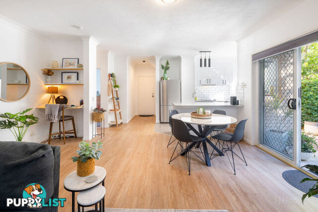 1/23 Brighton Street BIGGERA WATERS QLD 4216
